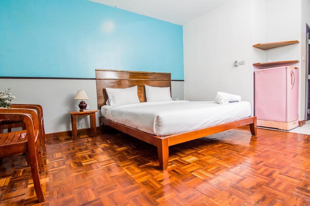 Sutus Court 4 Hotel Pattaja Kültér fotó