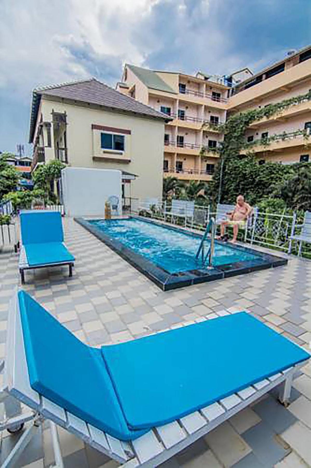 Sutus Court 4 Hotel Pattaja Kültér fotó