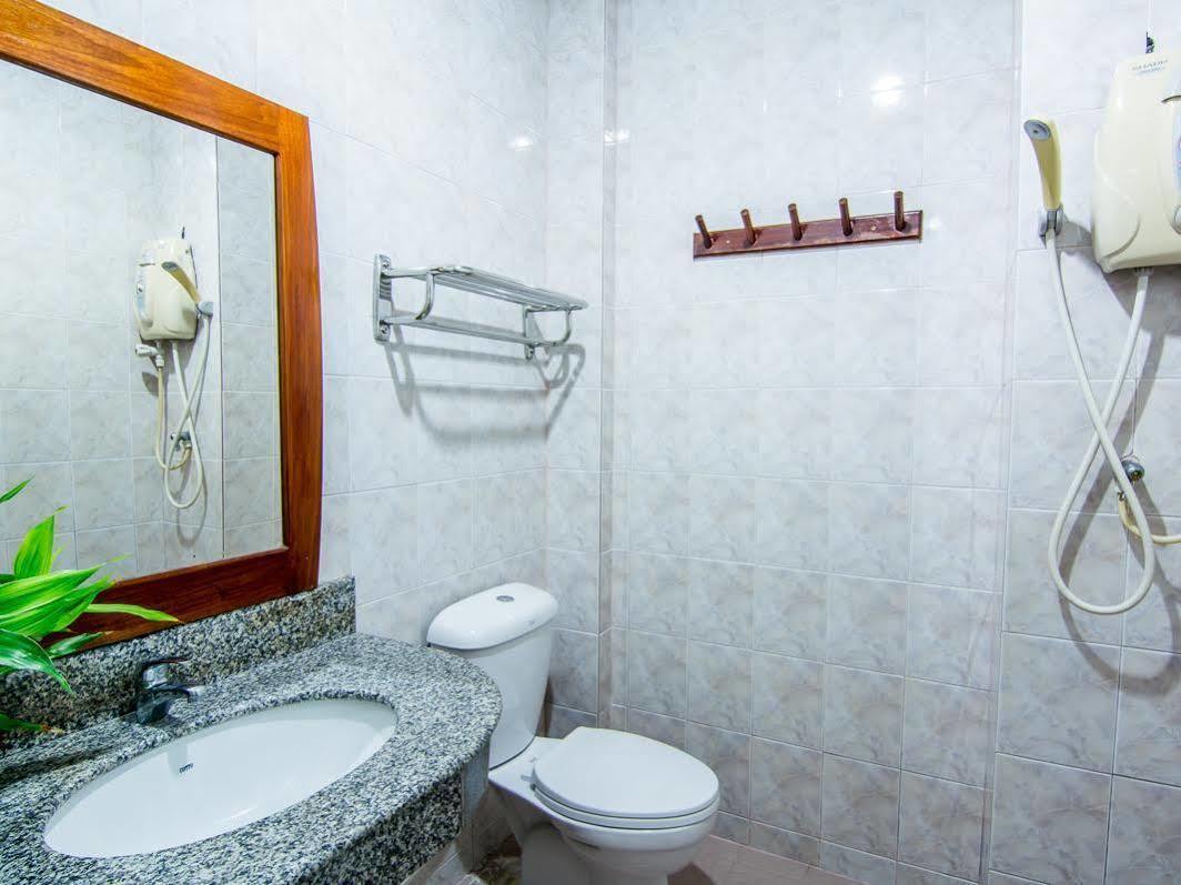 Sutus Court 4 Hotel Pattaja Kültér fotó